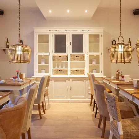 Отель Ruegen Остзебад Бинц