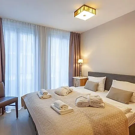 Ruegen 4* بينز